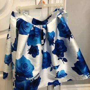 White and blue flower silk skirt